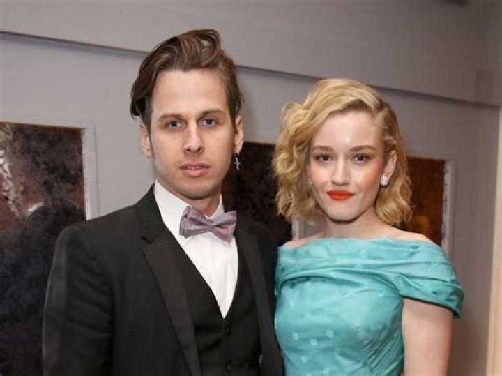 Who is Mark Foster Dating Now