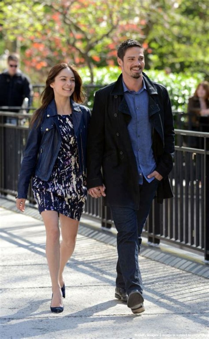 Who is Mark Hildreth Dating Now