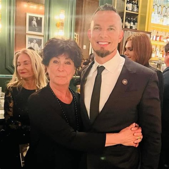 Who is Mark Tremonti Dating Now