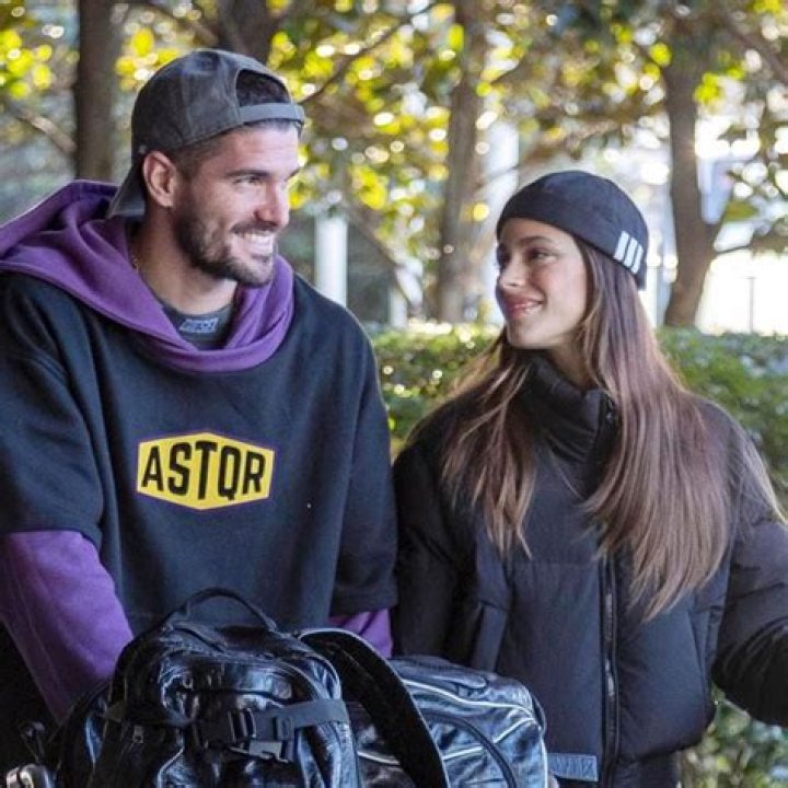 Who is Martina Stoessel Dating Now