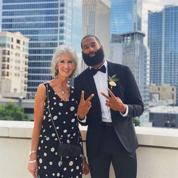 Who is Matt Morgan Dating Now?