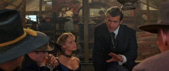 Who is Max Perlich Dating Now