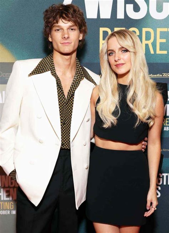 Who is Mckenna Bates Dating Now?