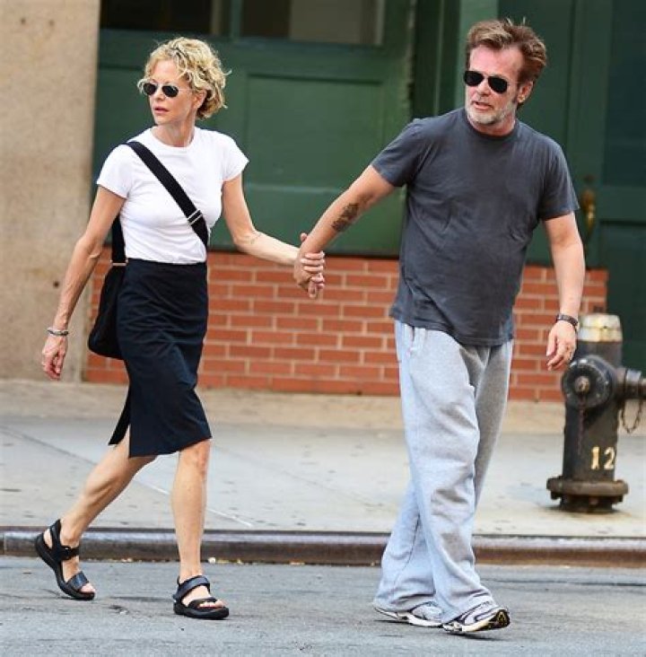 Who is Meg Ryan Dating Now?