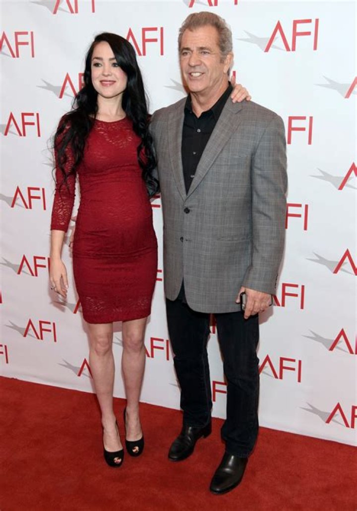 Who is Mel Gibson Dating Now?
