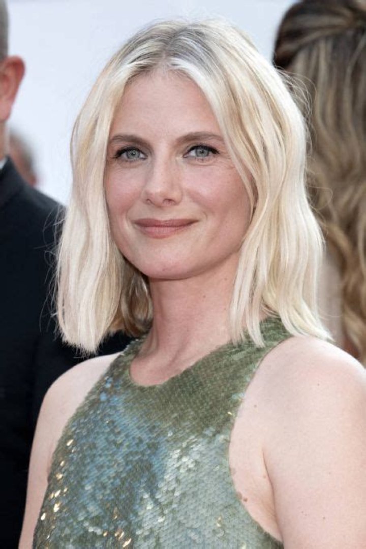 Who is Melanie Laurent Dating Now