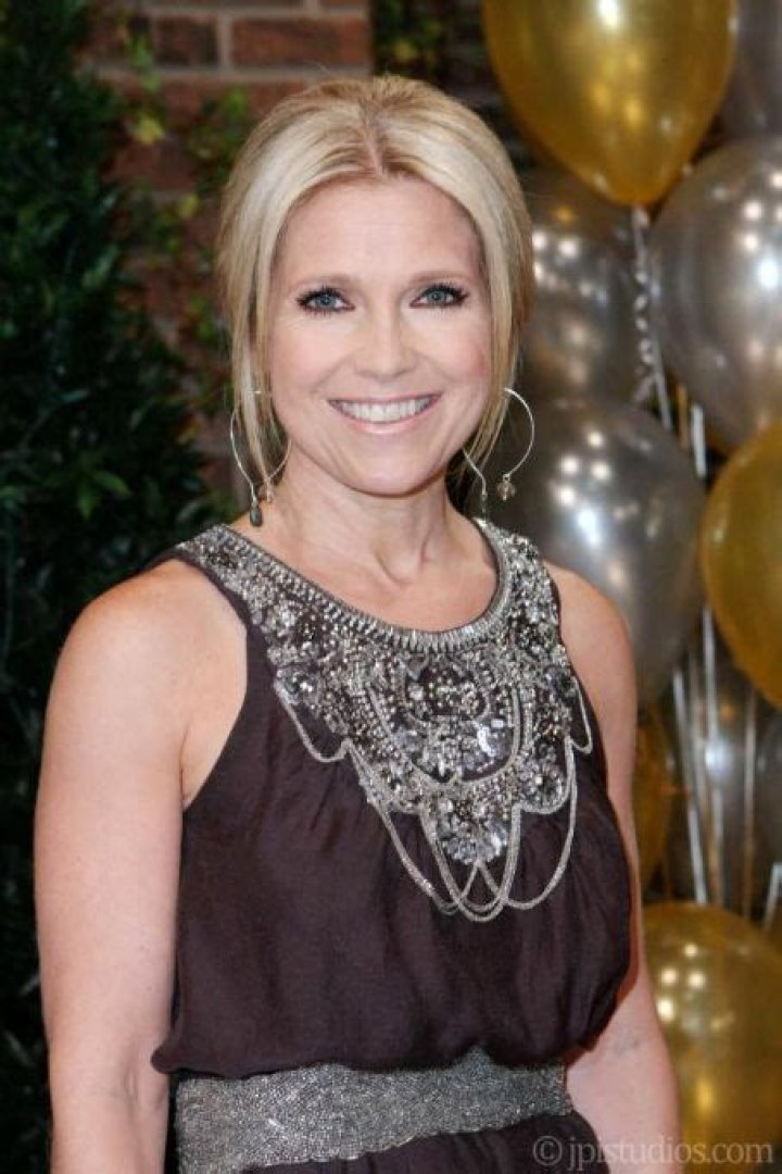 Who is Melissa Reeves Dating Now?