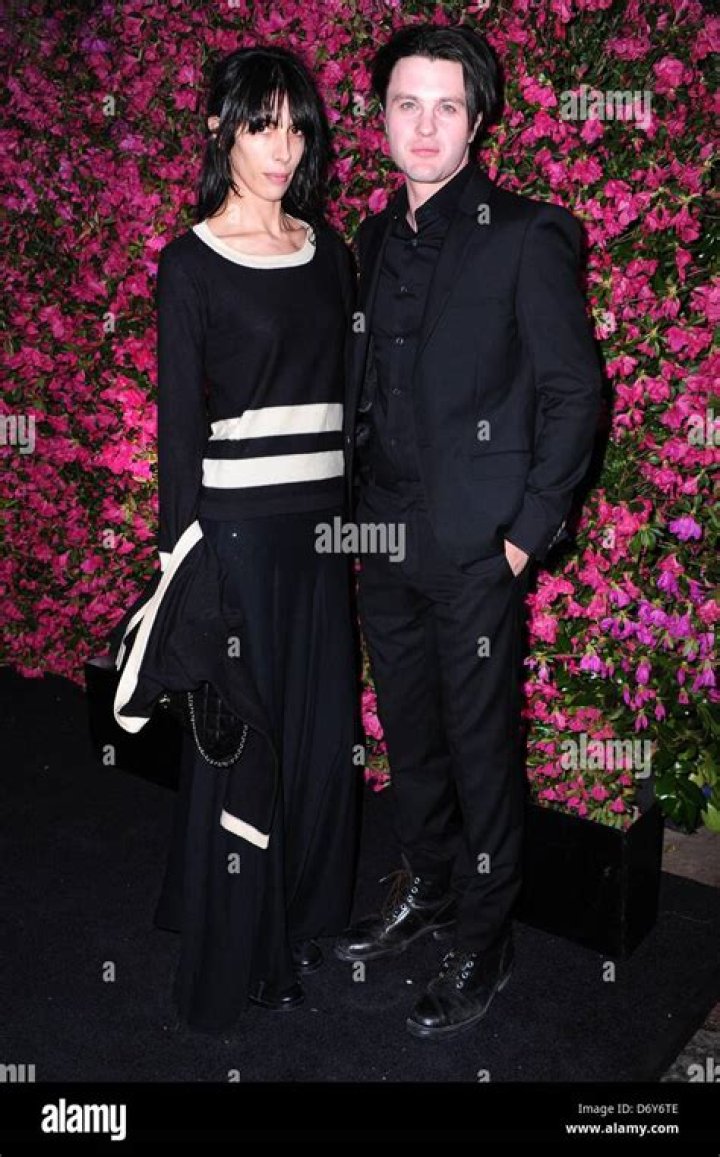 Who is Michael Pitt Dating Now