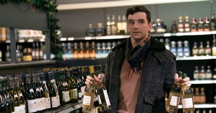 Who is Michael Urie Dating Now