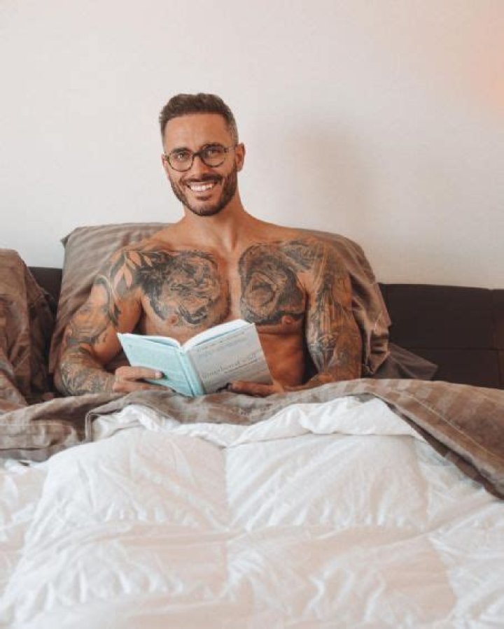 Who is Mike Chabot Dating Now?