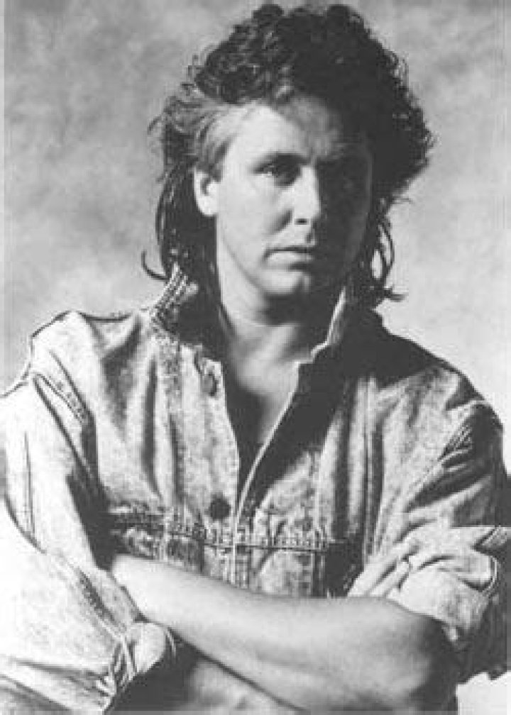 Who is Mike Reno Dating Now