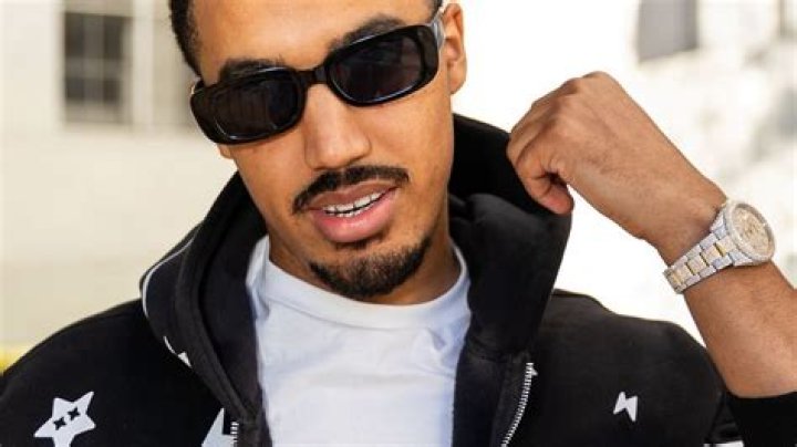 Who is Mike Sherm Dating Now