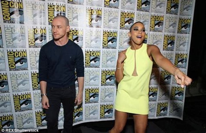 Who is Mos Def Dating Now