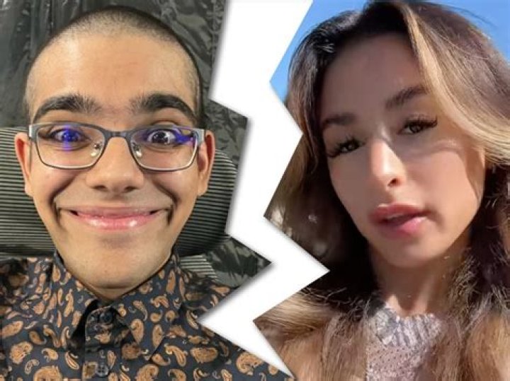 Who is N3on Dating Now