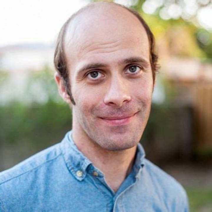 Who is Nathan Barnatt Dating Now