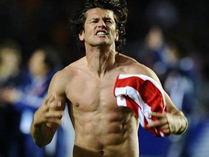 Who is Nelson Haedo Valdez Dating Now