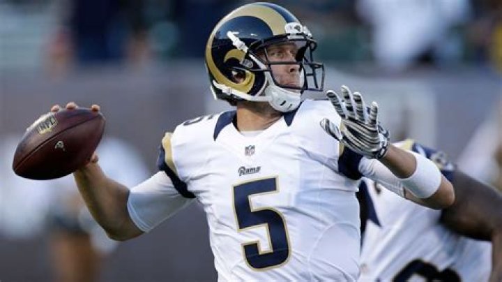 Who is Nick Foles Dating Now?