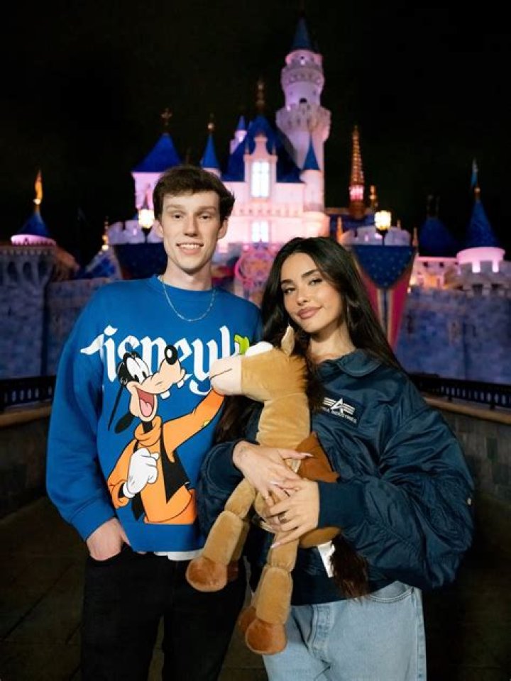 Who is Nolen Pryor Dating Now