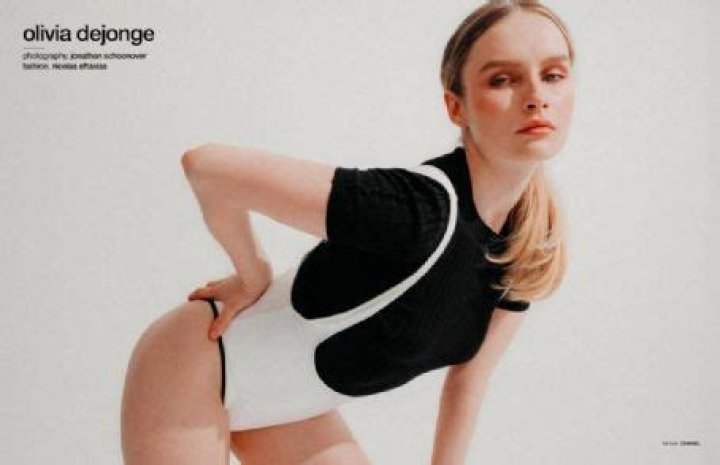 Who is Olivia DeJonge Dating Now