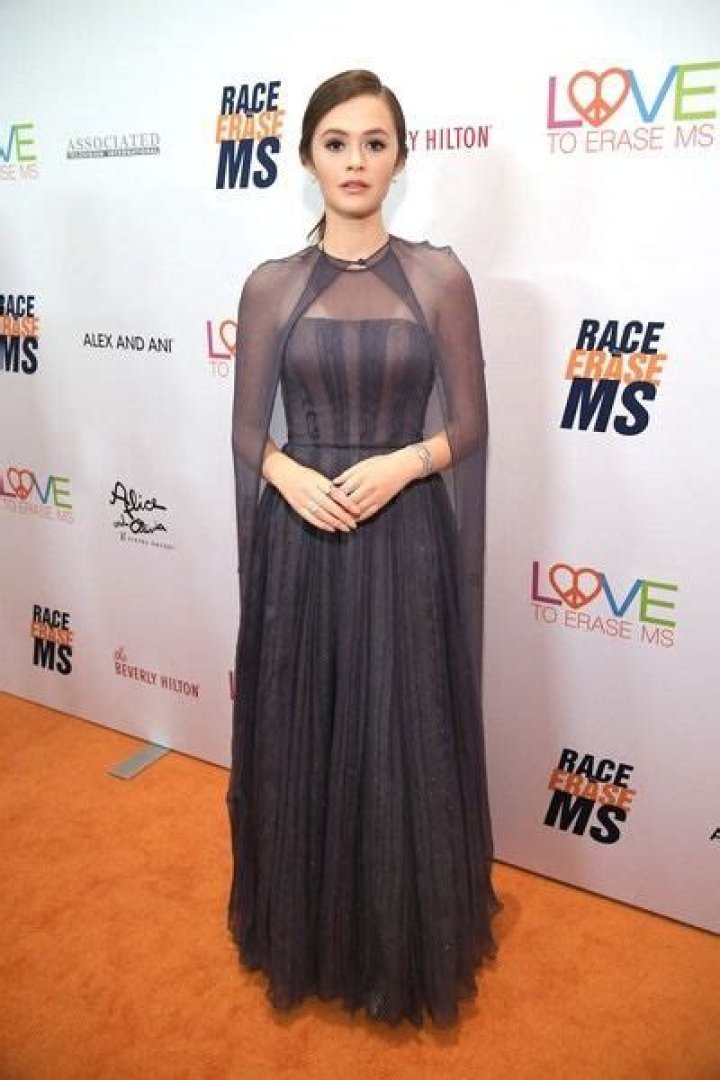 Who is Olivia Sanabia Dating Now?