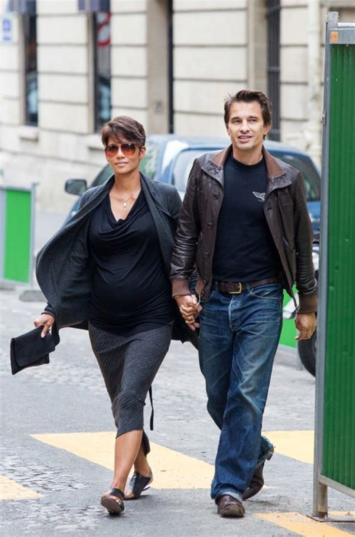 Who is Olivier Martinez Dating Now