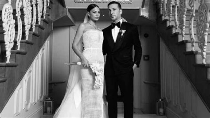 Who is Onur Saylak Dating Now