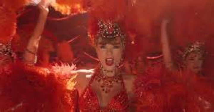 Who is Ophelia Vanity Dating Now?