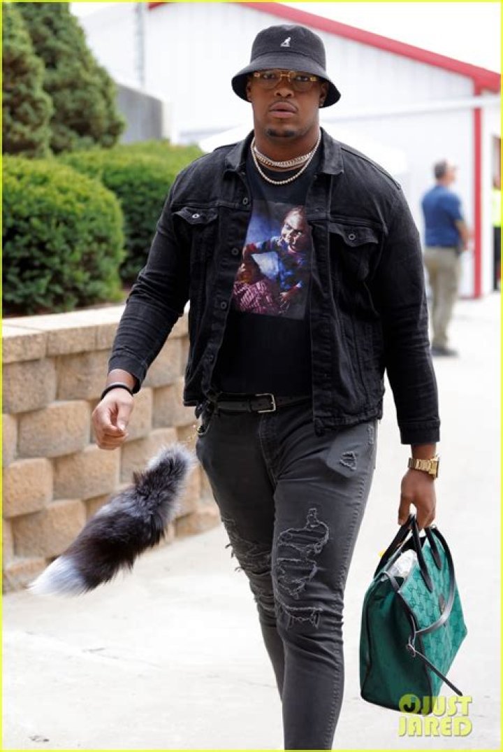 Who is Orlando Brown Dating Now