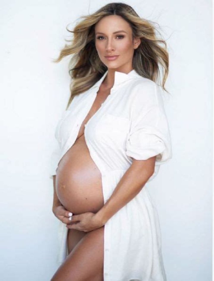 Who is Paige Hathaway Dating Now