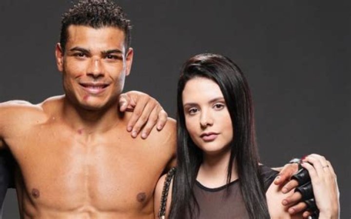Who is Paulo Costa Dating Now?