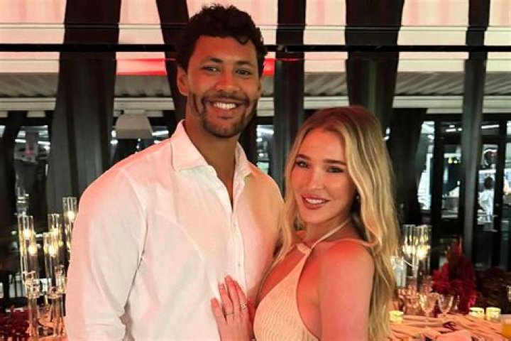 Who is Payton Sartain Dating Now