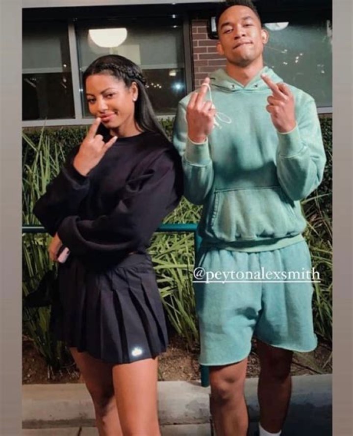 Who is Peyton Alex Smith Dating Now