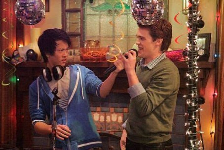 Who is Peyton Clark Dating Now