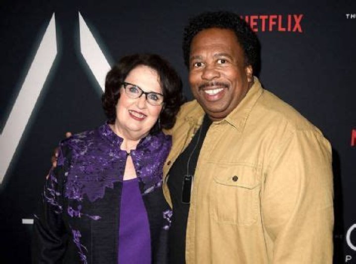 Who is Phyllis Smith Dating Now?