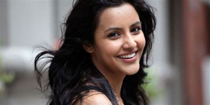 Who is Priya Anand Dating Now?