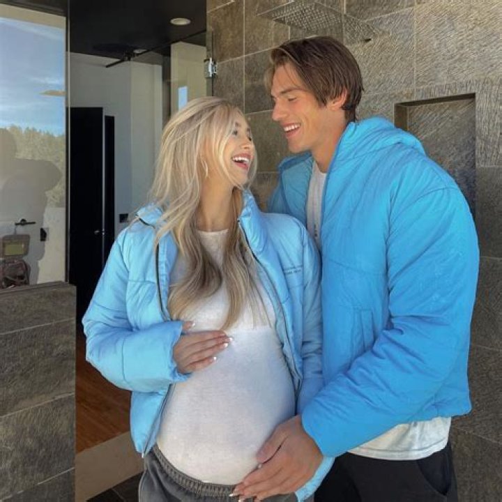 Who is Quincie Pullen Dating Now