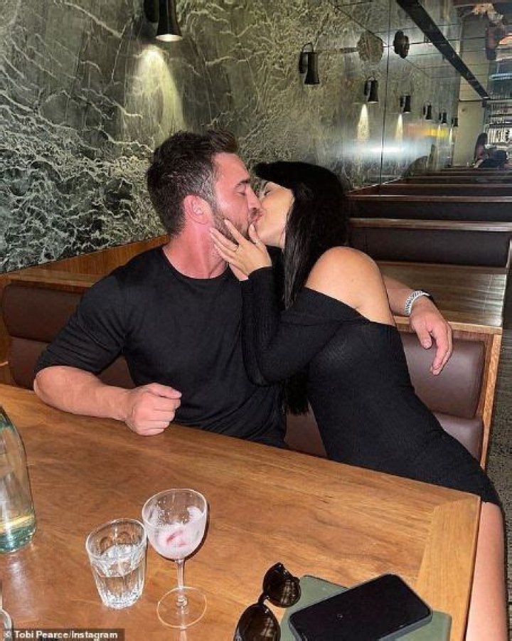 Who is Rachel Dillon Dating Now