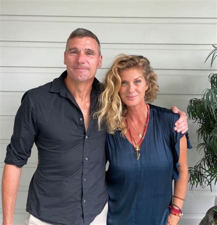 Who is Rachel Hunter Dating Now