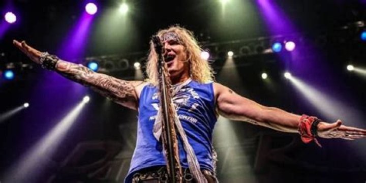 Who is Ralph Saenz Dating Now