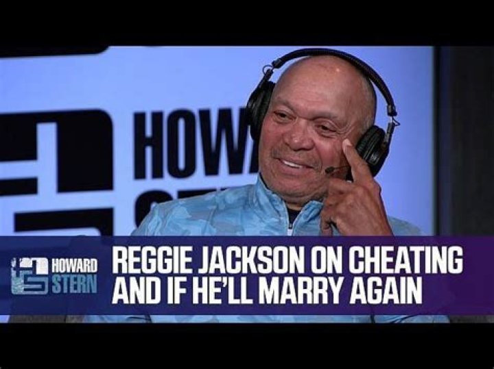 Who is Reggie Nelson Dating Now