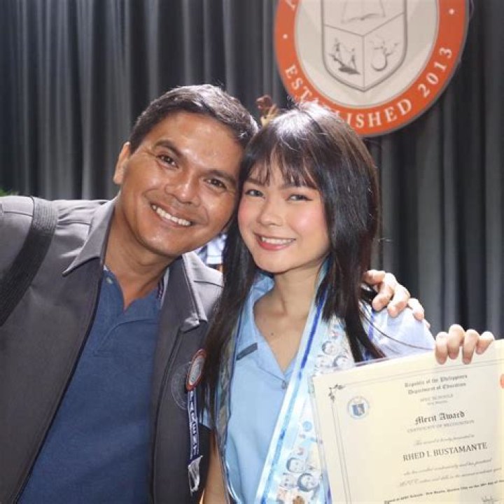 Who is Rhed Bustamante Dating Now