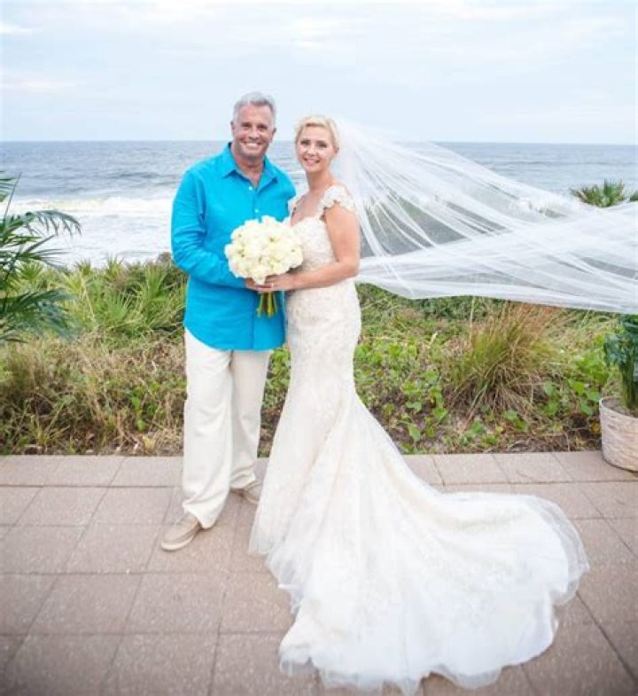 Who is Richard Christy Dating Now?