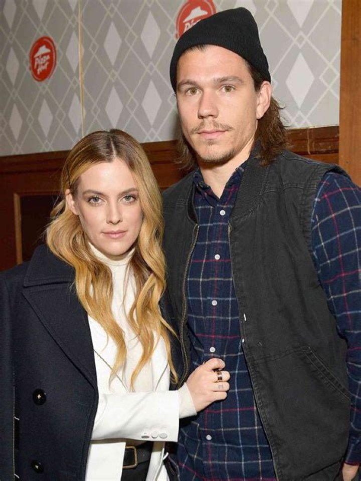 Who is Riley Keough Dating Now?