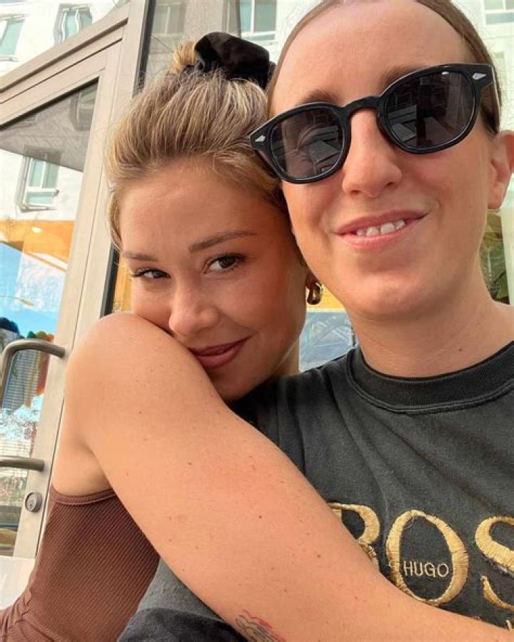 Who is Robbie Maddison Dating Now