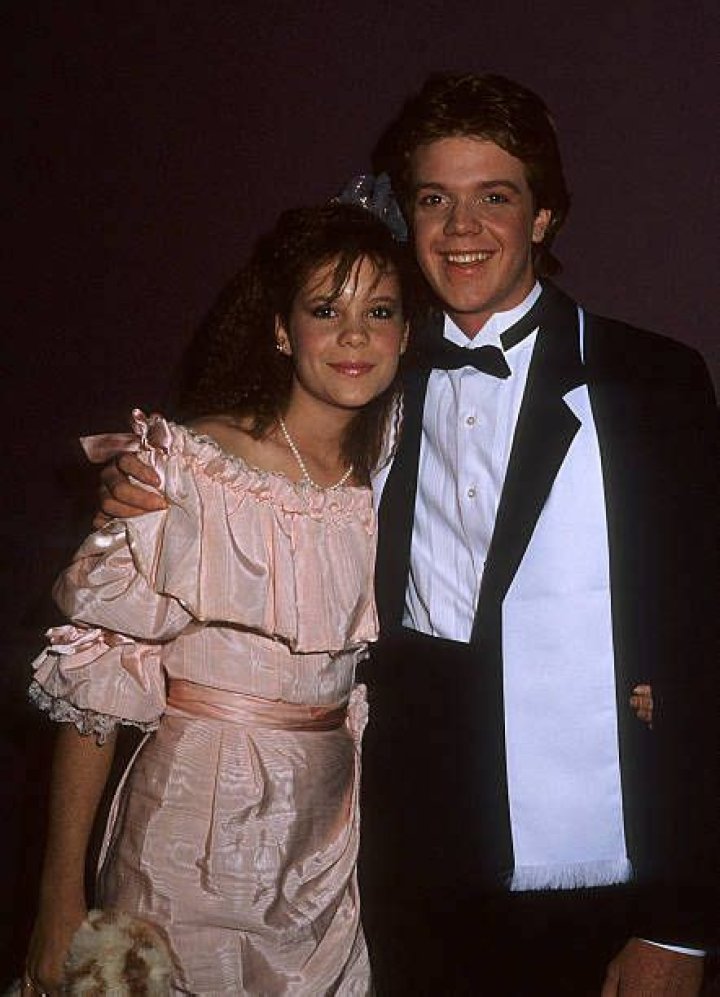 Who is Robyn Lively Dating Now