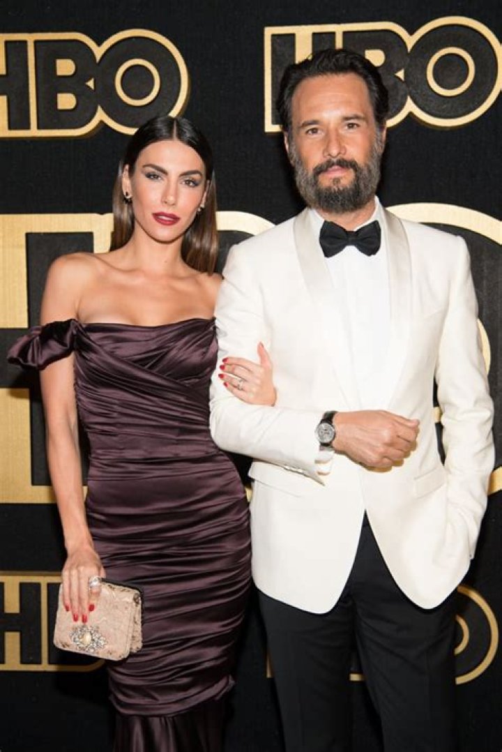 Who is Rodrigo Santoro Dating Now