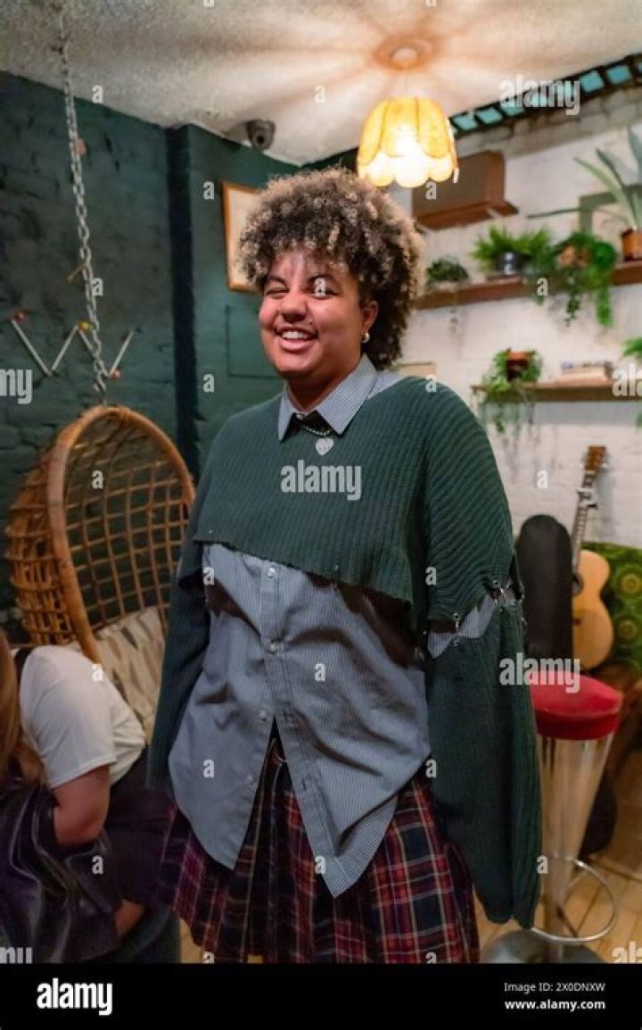 Who is Ruti Olajugbagbe Dating Now?