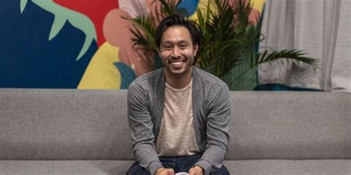 Who is Ryan Bergara Dating Now