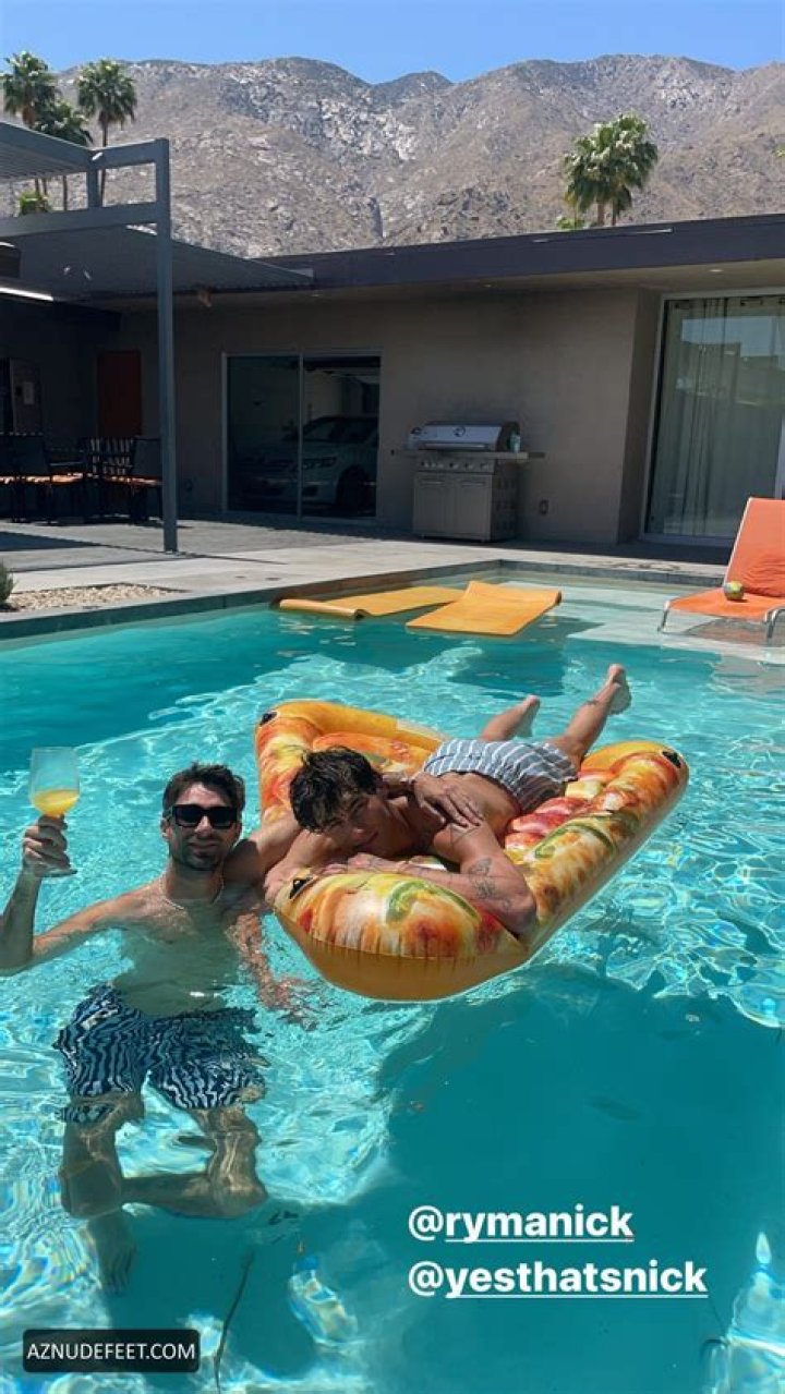 Who is Ryan Manick Dating Now?