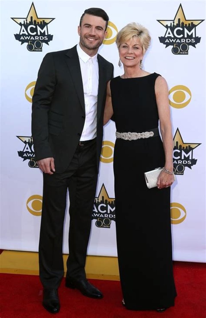 Who is Sam Hunt Dating Now?